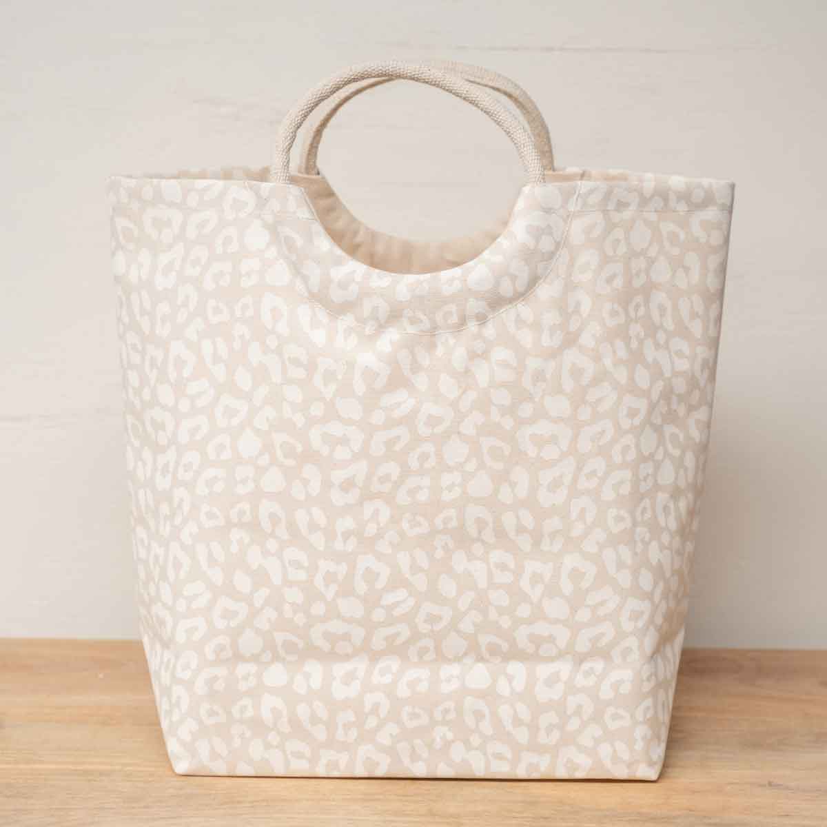 Totes- Royal Standard Leopard Shore Tote 20x 17x 6.5