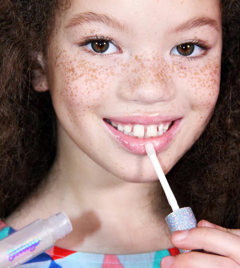 Face- Petite N Pretty 10K Lip Shine Gloss