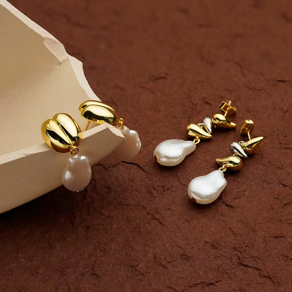 Earrings- M&E Bling Geometric Alien Water Drop Pearl Earring