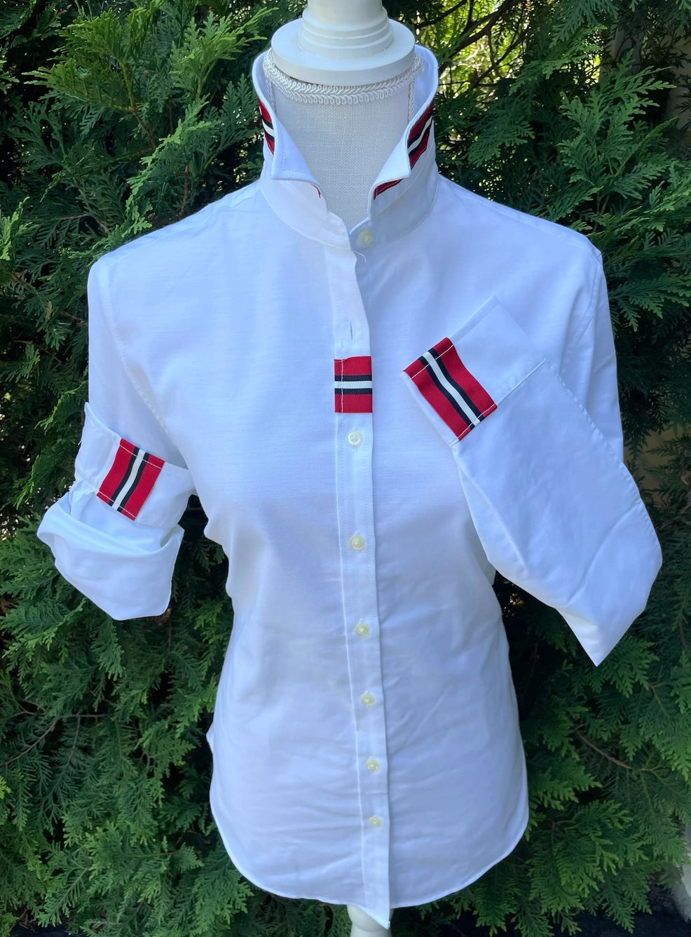 Apparel- Pearly Vines Casie 2- White Oxford with Red/Black & White Stripe Ribbon