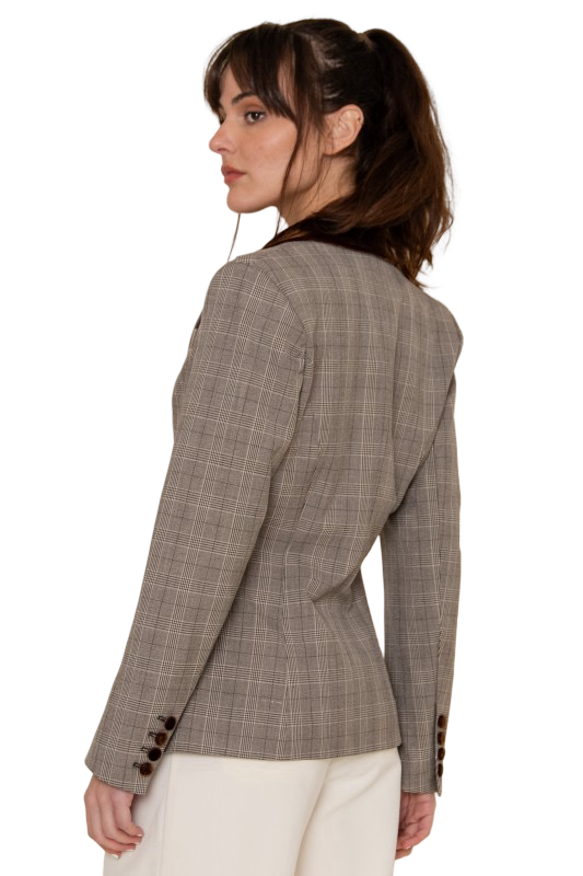 Chaqueta estilo blazer Fore Collection a cuadros con detalles de terciopelo