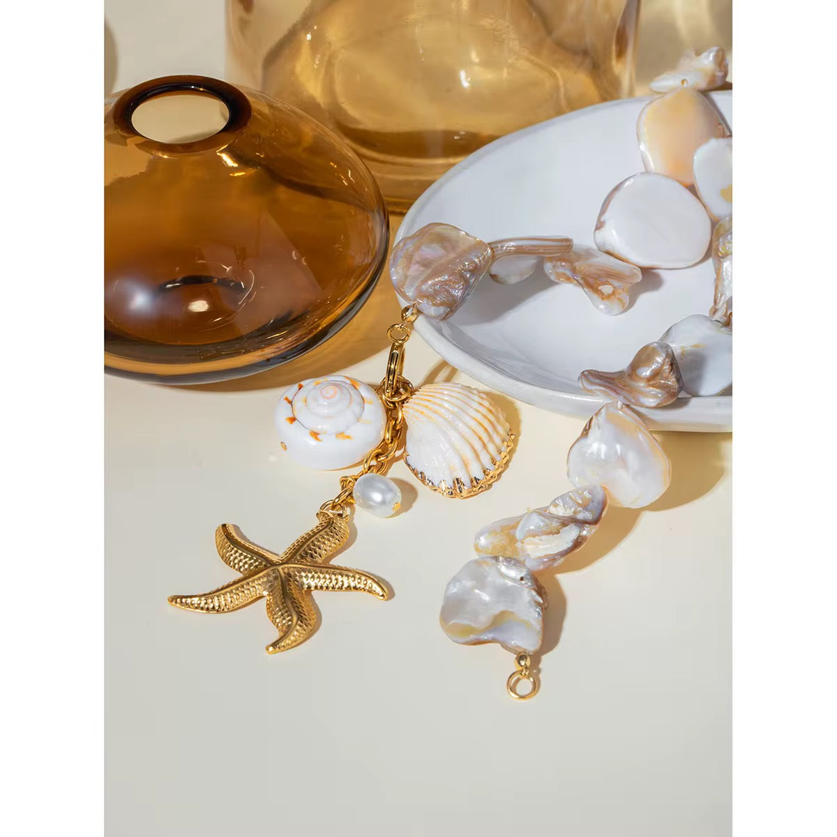 Necklaces- M&E Bling Natural Shell Starfish Statement Necklace