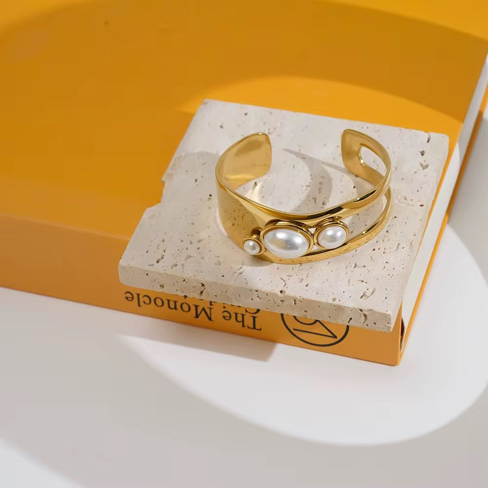 Bracelets- M&E Bling 18k Gold Plated Open Design with Stones Bracelet