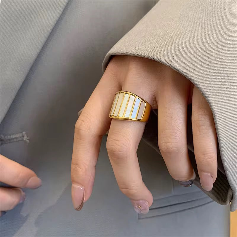 Rings- 18k Gold Plated Shell Statement  Ring