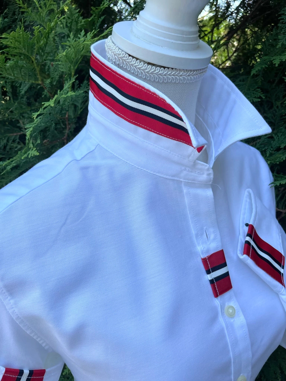 Apparel- Pearly Vines Casie 2- White Oxford with Red/Black & White Stripe Ribbon