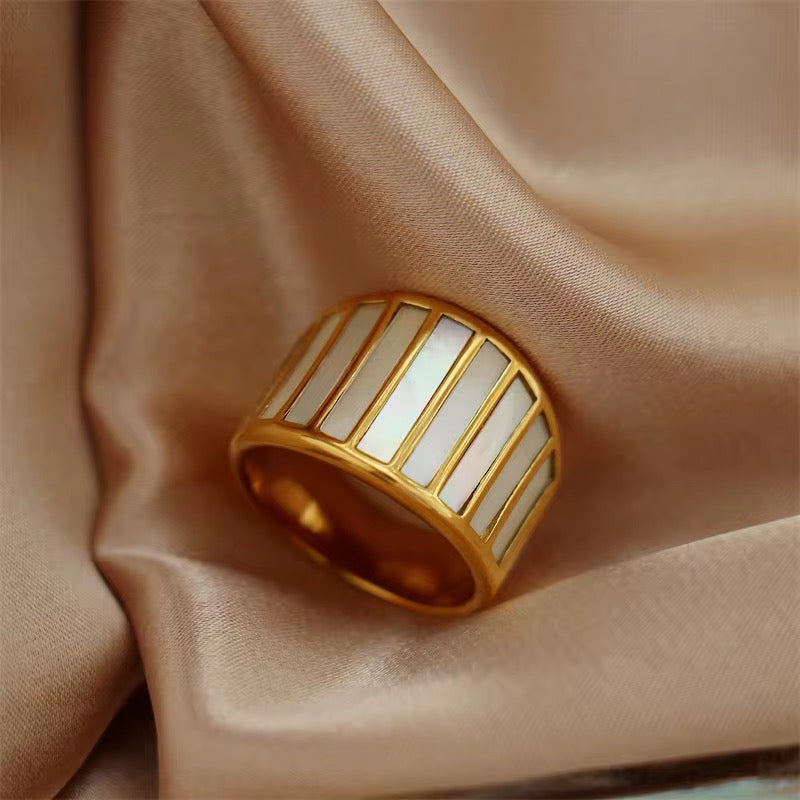 Rings- 18k Gold Plated Shell Statement  Ring