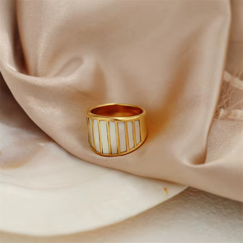 Rings- 18k Gold Plated Shell Statement  Ring