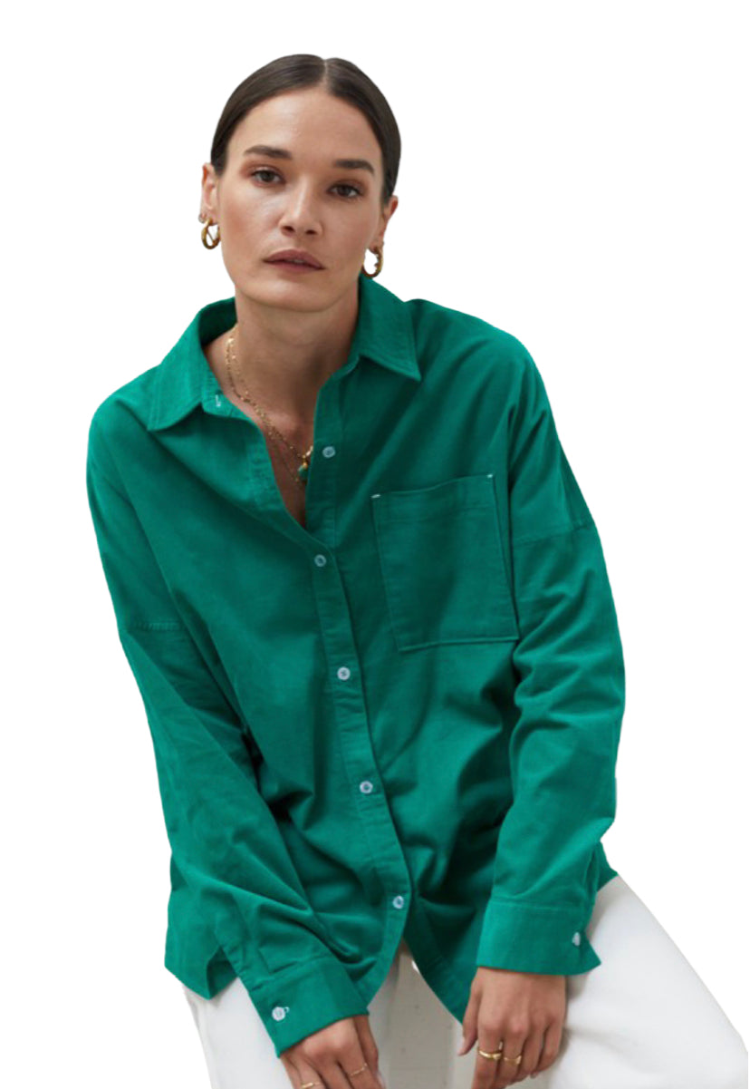 Apparel- Crescent Lightweight Corduroy Classic Button Down Kelly Green