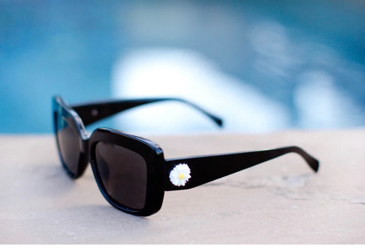 Sunglasses- Byrds-i Adult Daisy Sunglasses