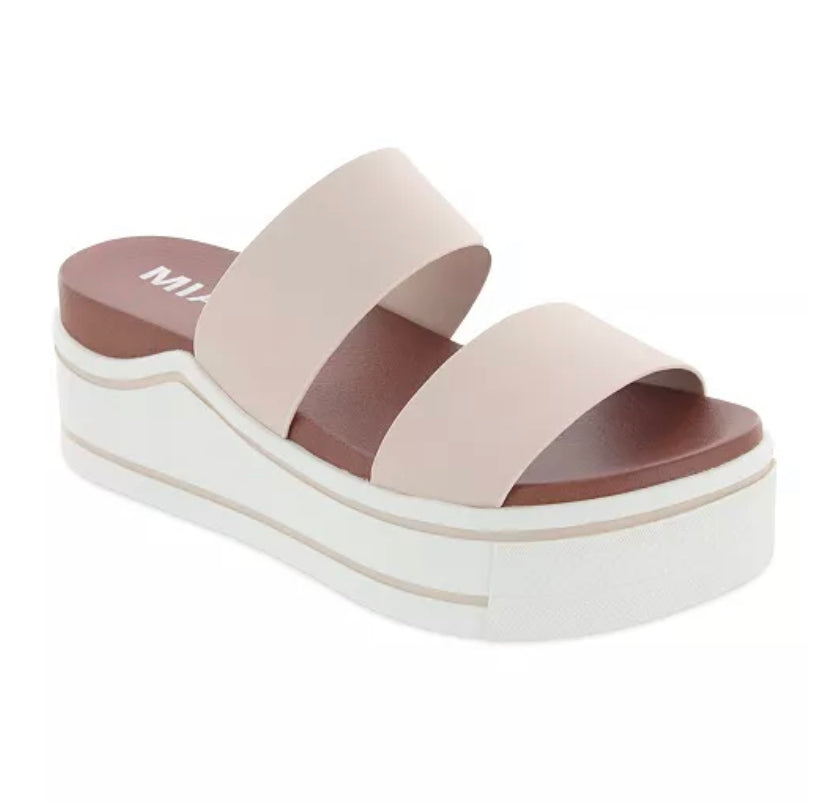 Shoes- MIA Ozzy Platform Sandal in Blush
