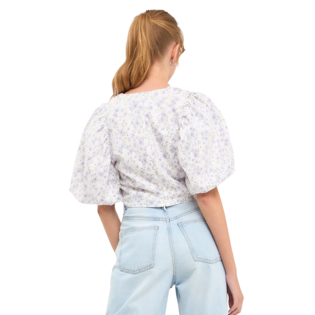 Apparel- Free the Roses Floral Balloon Sleeve Top