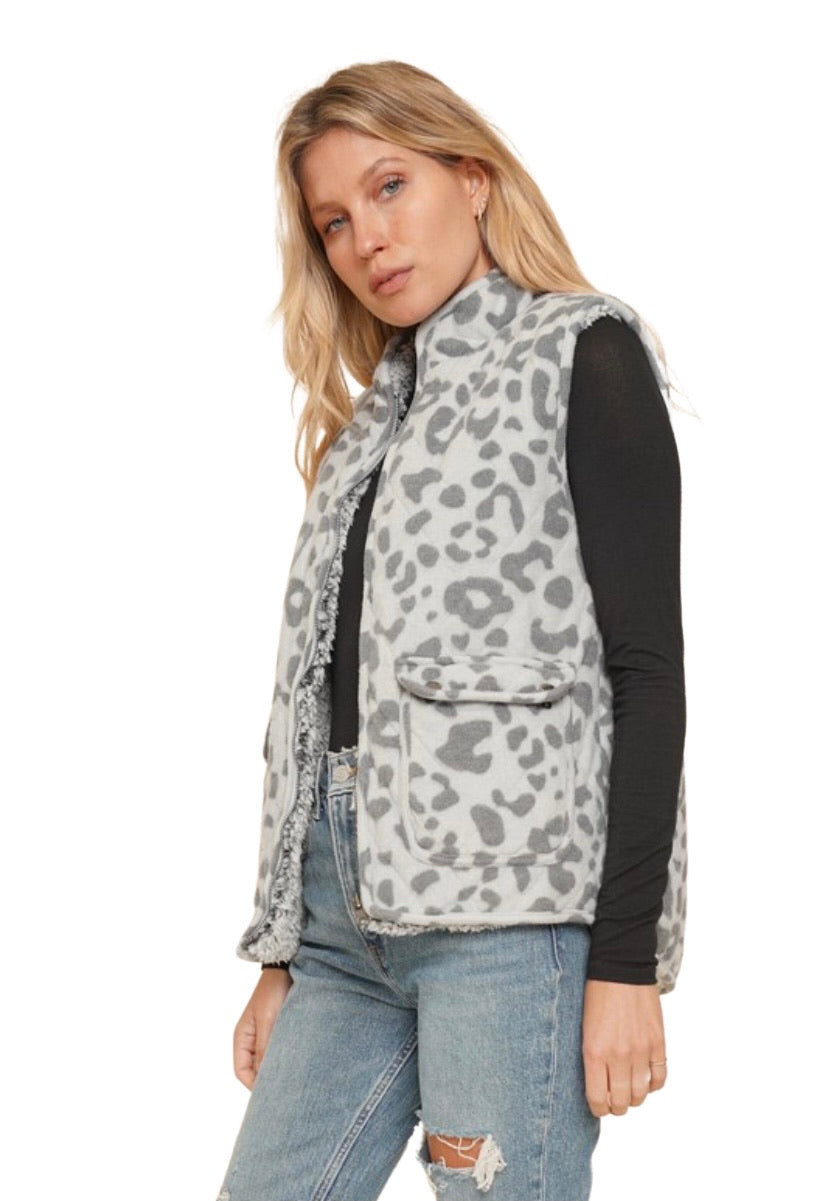 Apparel- Hem and Thread Leopard Print Sherpa Vest Gray